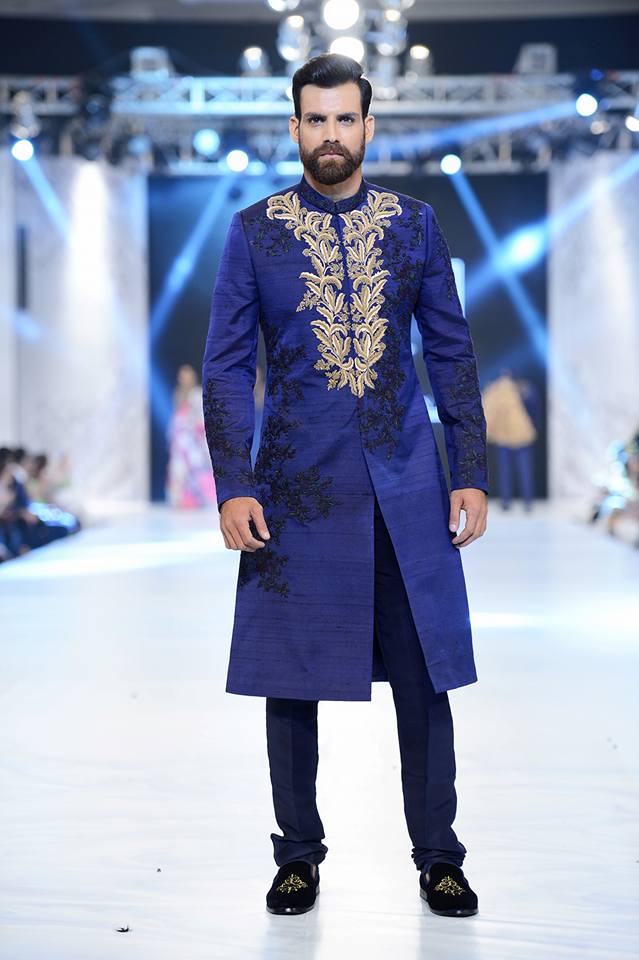 Best Pakistani Men Wedding Dresses For Groom 2020 FashionGlint